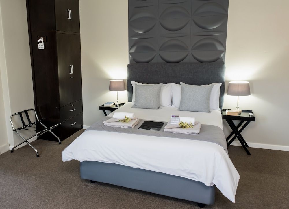 undefined Plattekloof Premium Lodge 8