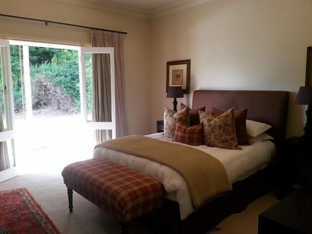 Arum Hill Lodge Superior Room, Patio 3