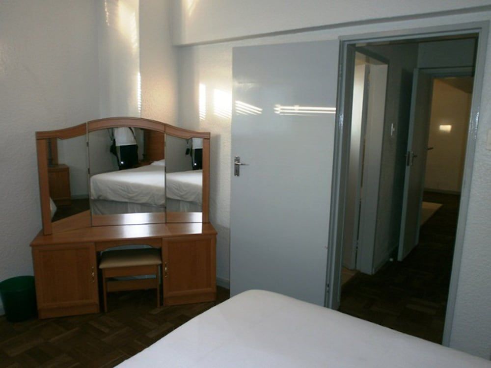 Vicmor Court 35 - Apartment Standard Apartment, 2 Bedrooms (Self Catering & Self Servicing) 5