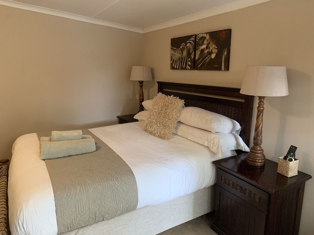 Ama Zulu Guesthouse and Safaris Economy Double Room 3