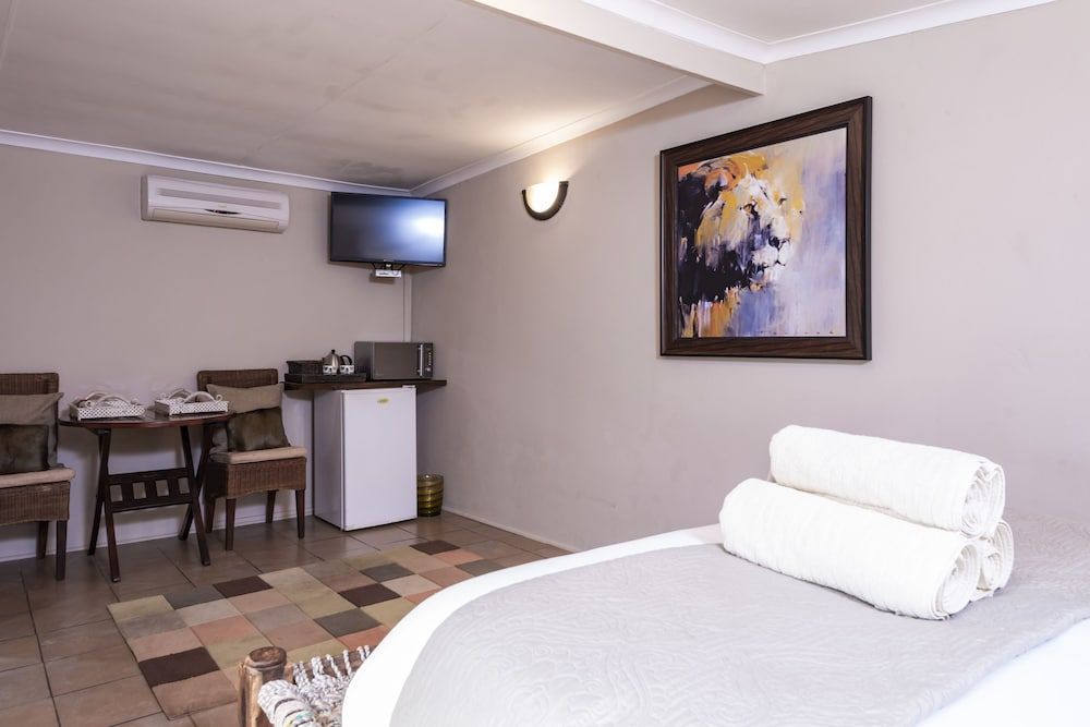 Ama Zulu Guesthouse and Safaris Economy Double Room 6