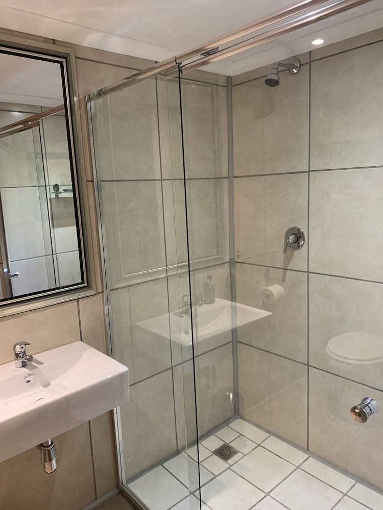 Ama Zulu Guesthouse and Safaris Economy Double Room 8