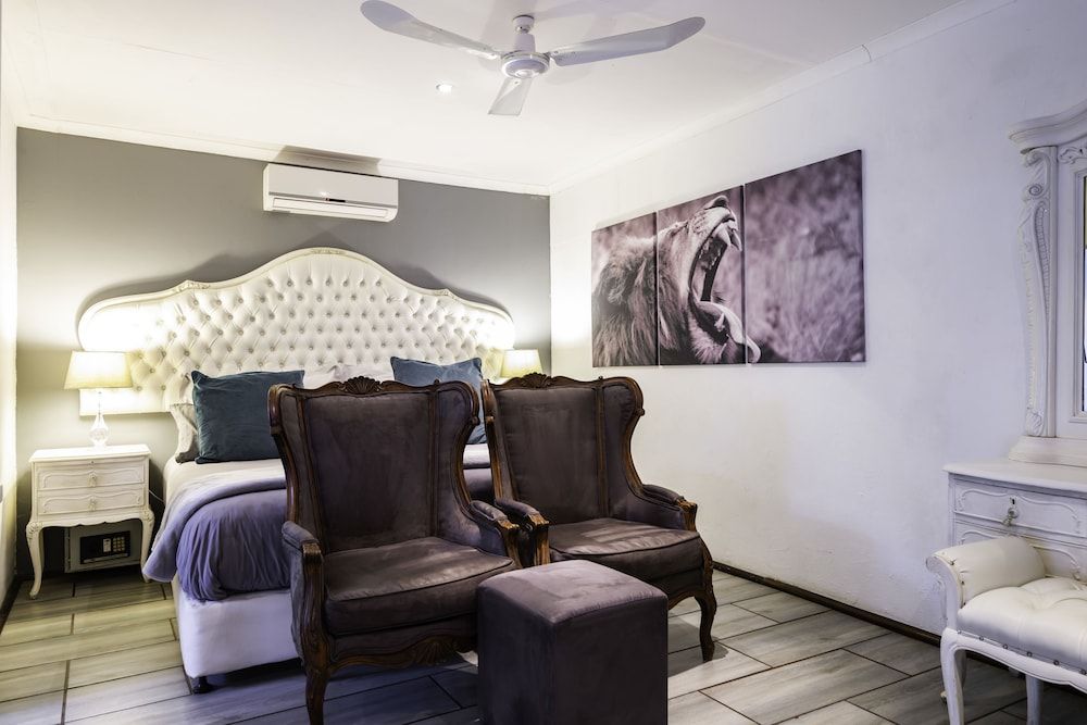 Ama Zulu Guesthouse and Safaris Deluxe Apartment 3