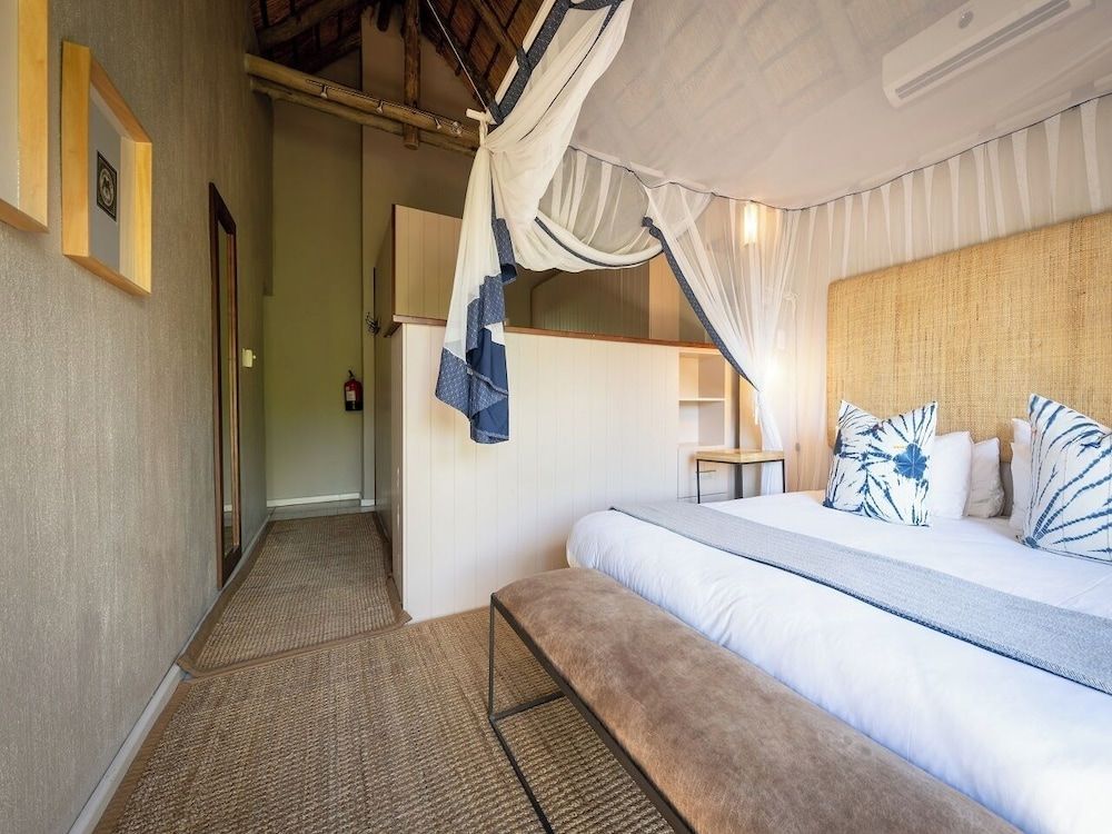 Ekhaya Suite 6