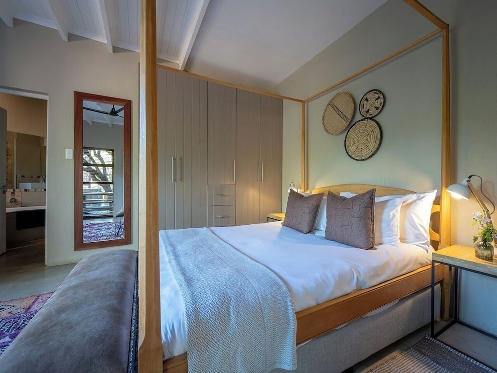 Ekhaya Suite 2