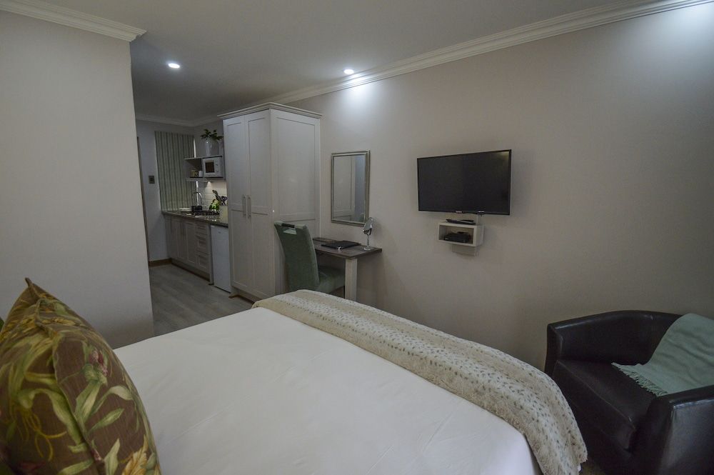 Ground Floor Studio (1)
