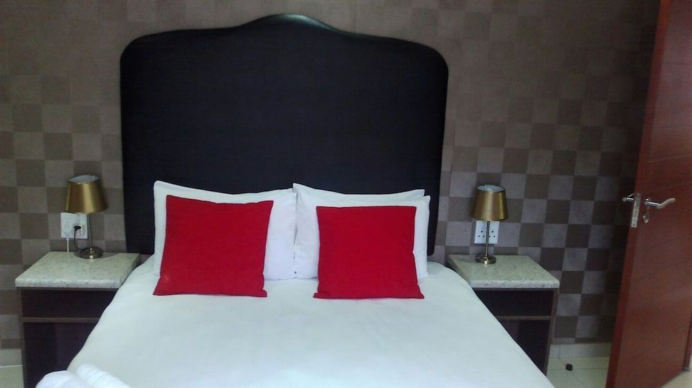 Big Five Guest House Standard Room 4