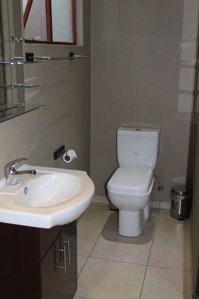 Big Five Guest House Standard Room 7