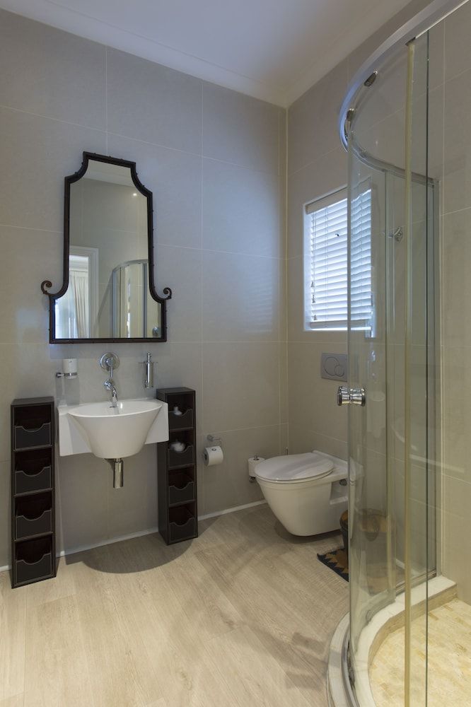 Carslogie House Queen Room 3