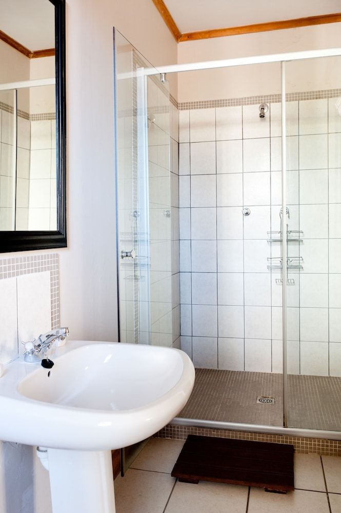 undefined Ashanti Guest House Gardens 9