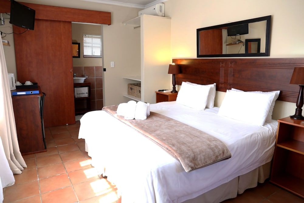 Morulana Guest House Standard Room, 1 Bedroom 4