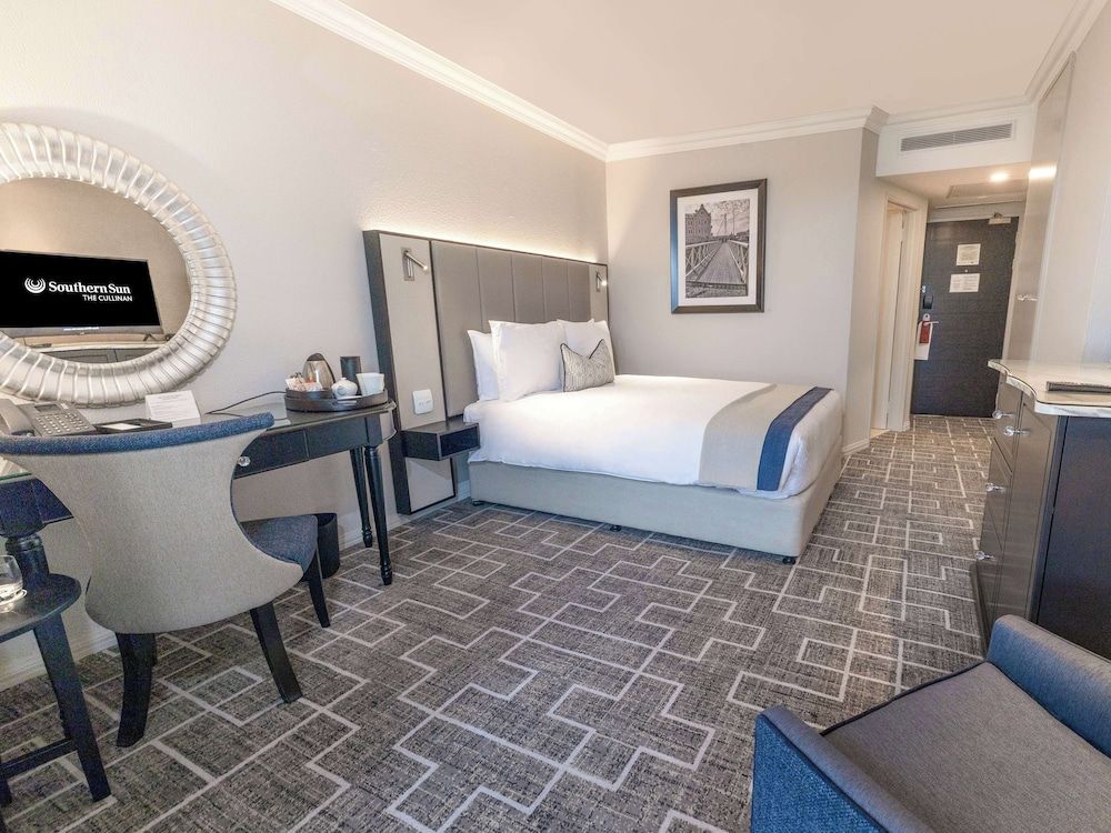 Southern Sun The Cullinan Standard Queen Room 4