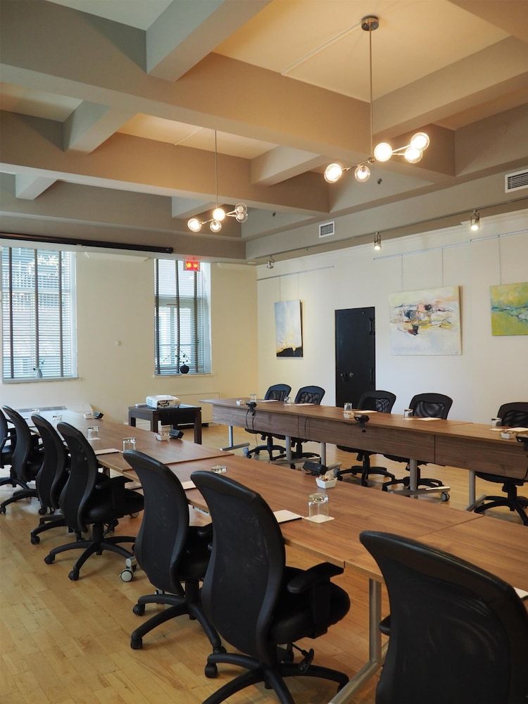 Meeting facility