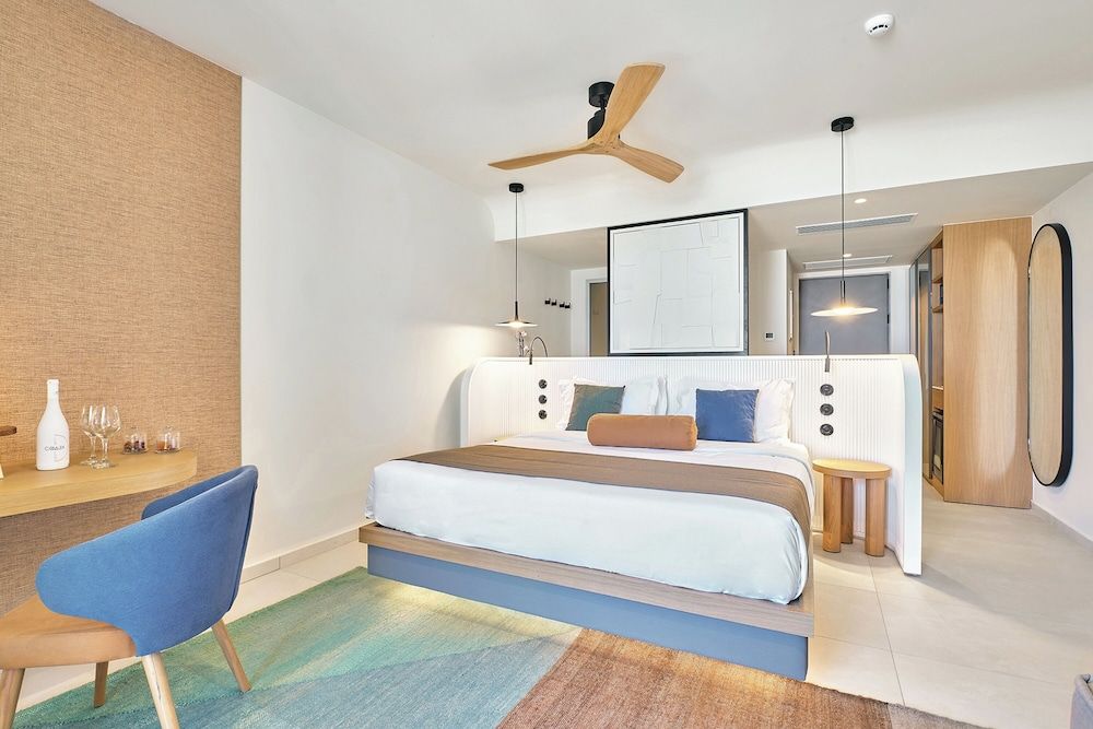 Pure Luxe Junior Suite Sea View