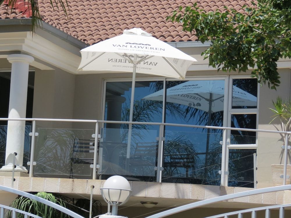 Cocomo Guesthouse, Spa and Conference Centre Luxury Suite, 1 Bedroom (Montego) 4