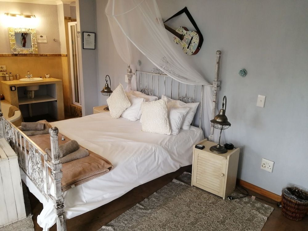 Room (Semi-Lux no.11)