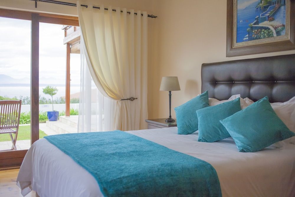 Aquamarine Guest House Luxury Double Room, Ocean View