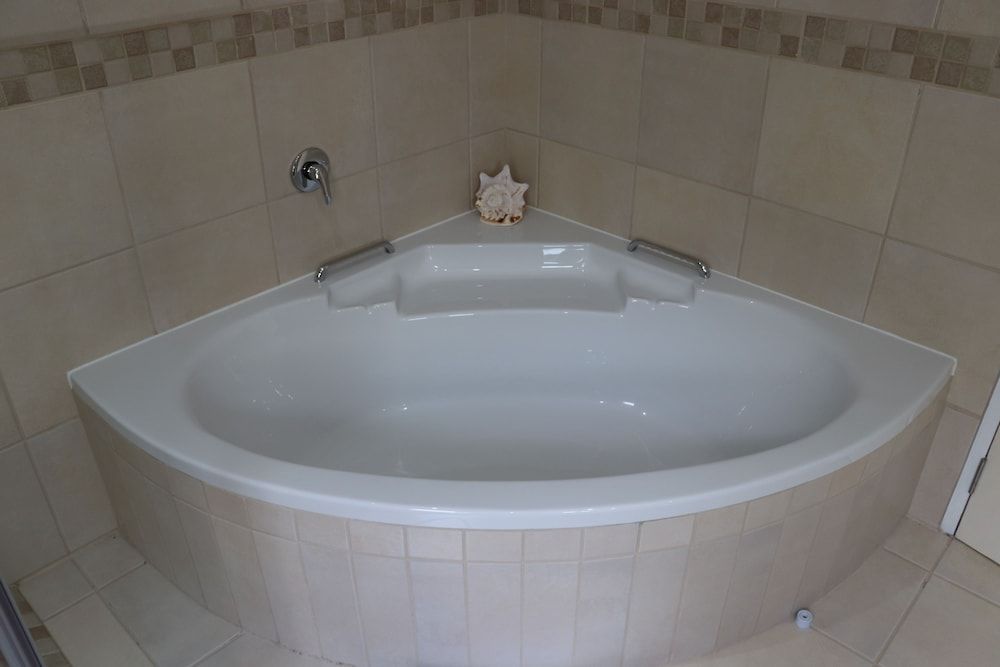 Aquamarine Guest House Superior Suite, Multiple Beds, Balcony, Ocean View 10