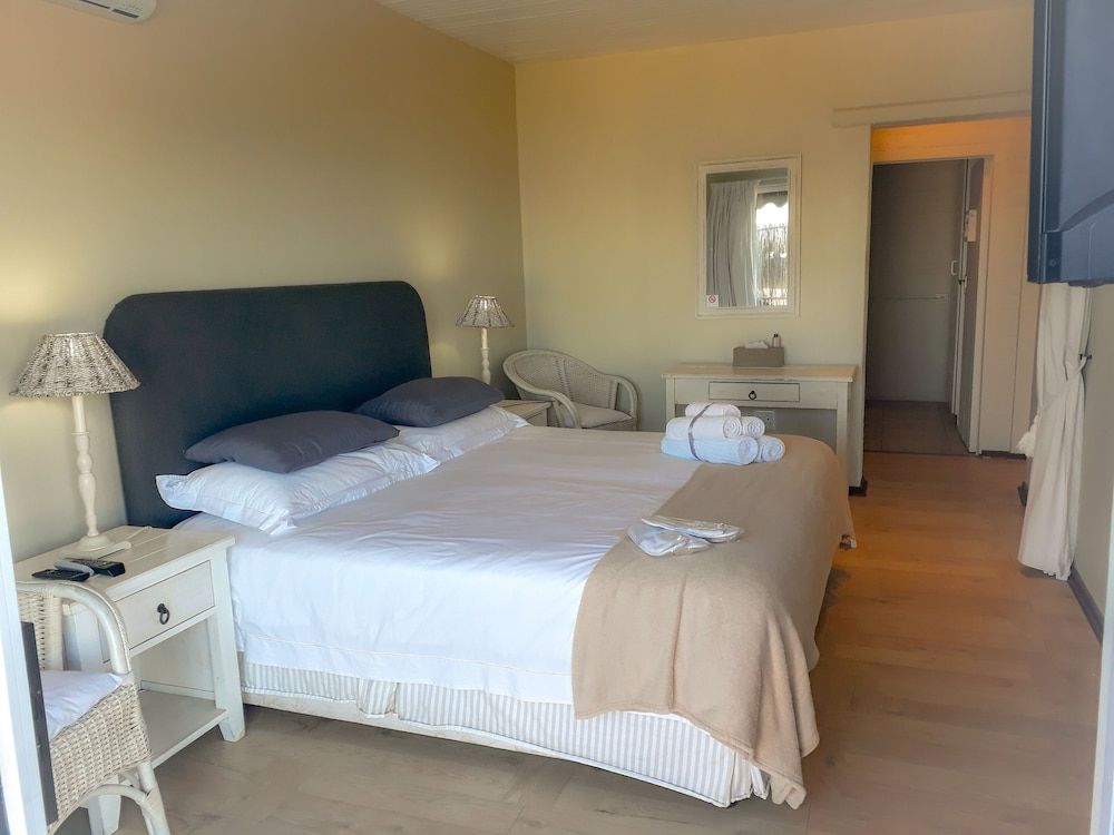 Comfort Room (Beach Room)