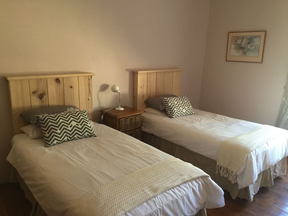 Family House, 5 Bedrooms, Mountain View