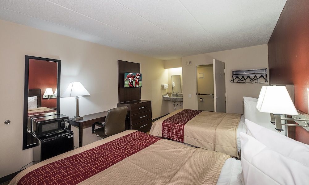 Deluxe Room, 2 Double Beds, Accessible, Non Smoking (Roll-In Shower)