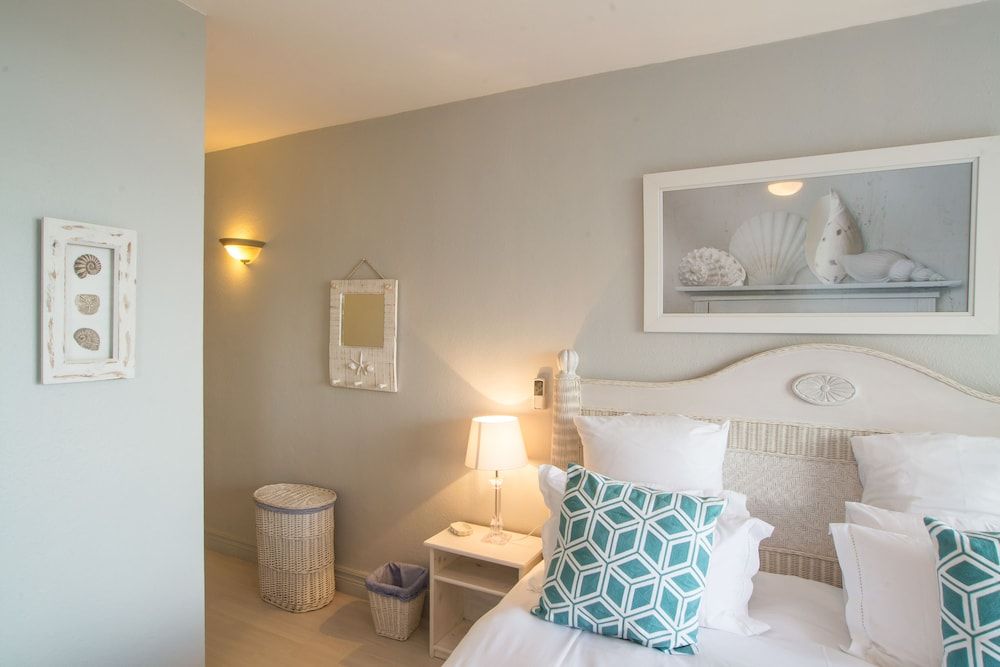 Luxury Apartment, 3 Bedrooms, Sea View, Sea Facing