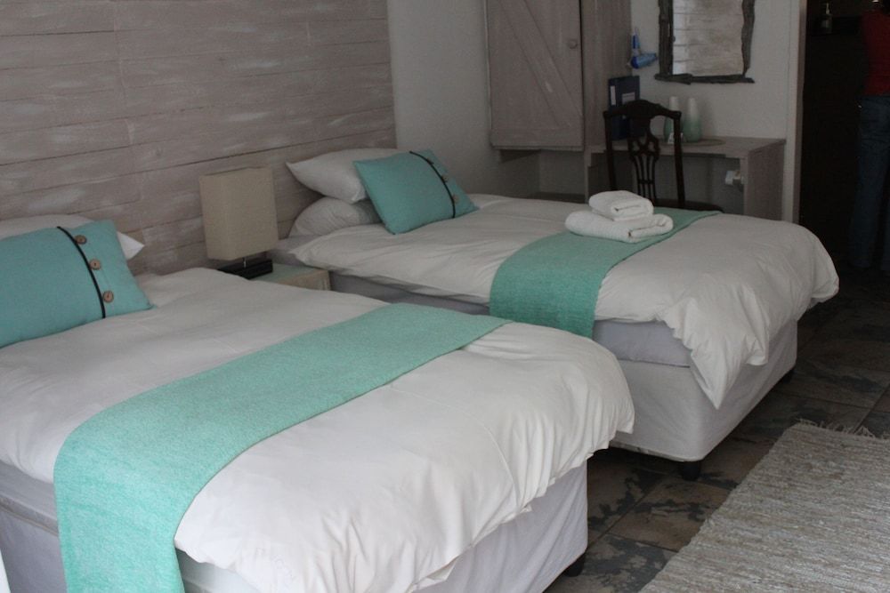 Ukarimu Guest House Peridot Room 2