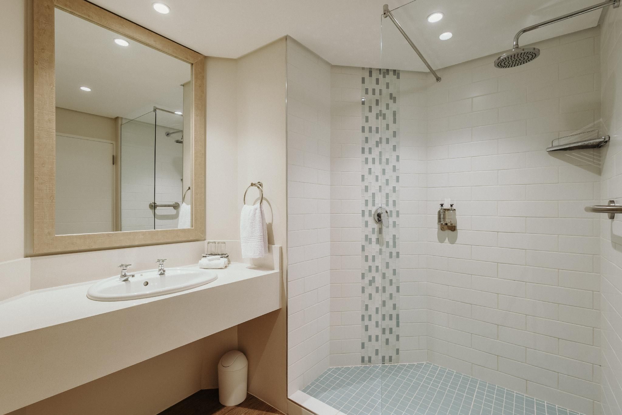 Deluxe Room with Balcony