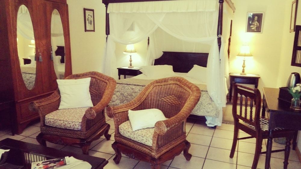 Saxe-Coburg Lodge Superior double room with garden view 2