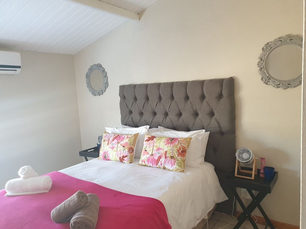 Clanwilliam Accommodation Economy Duplex, 2 Bedrooms