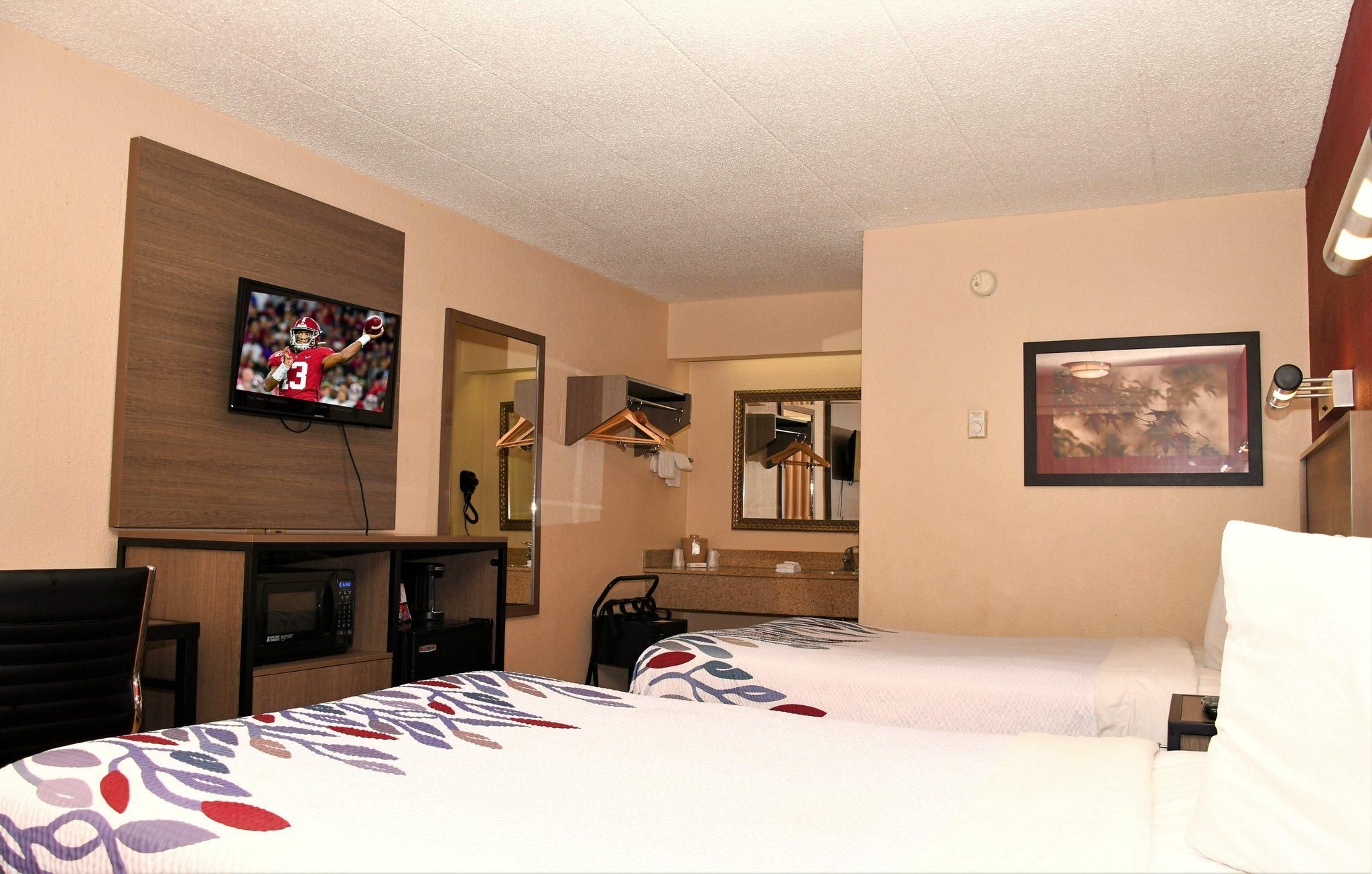 Deluxe 2 Full Beds Smoke Free