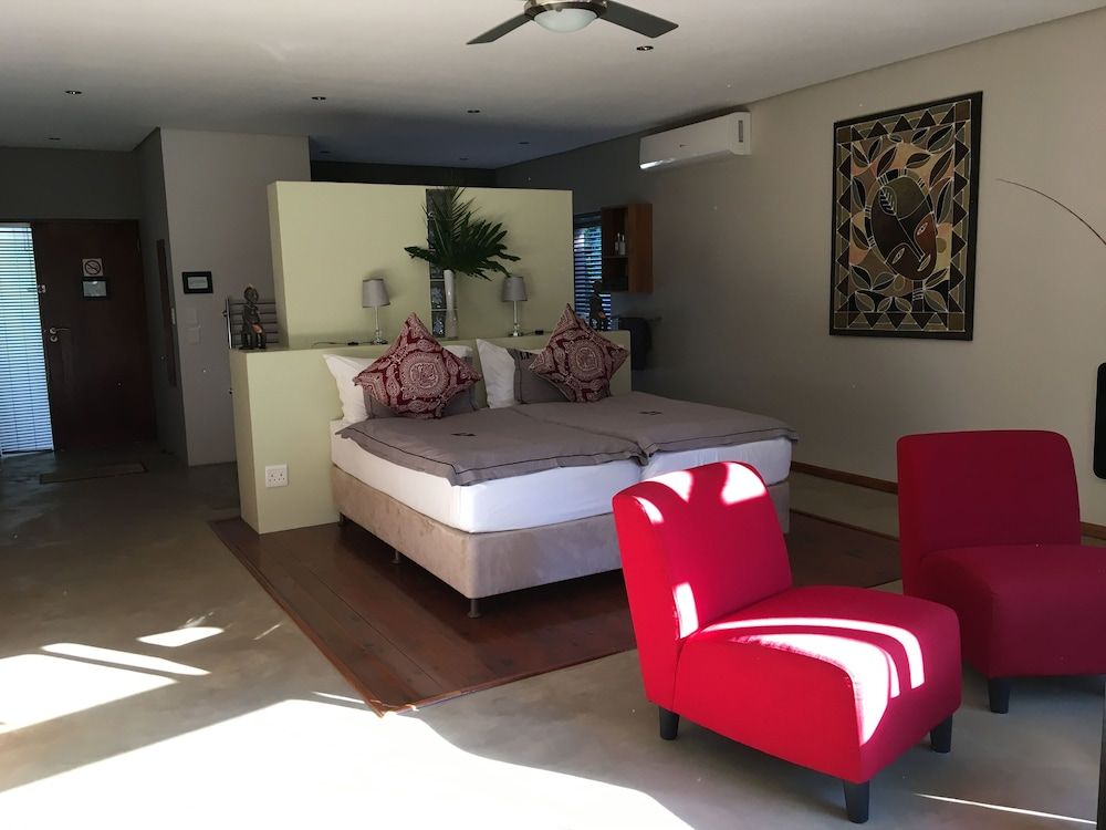 Luxury Suite, Garden Area