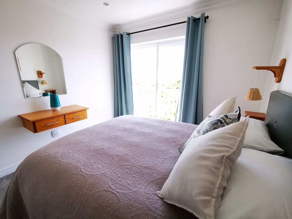 Apartment (5)