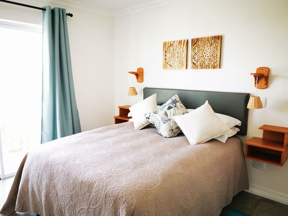 Apartment (5)