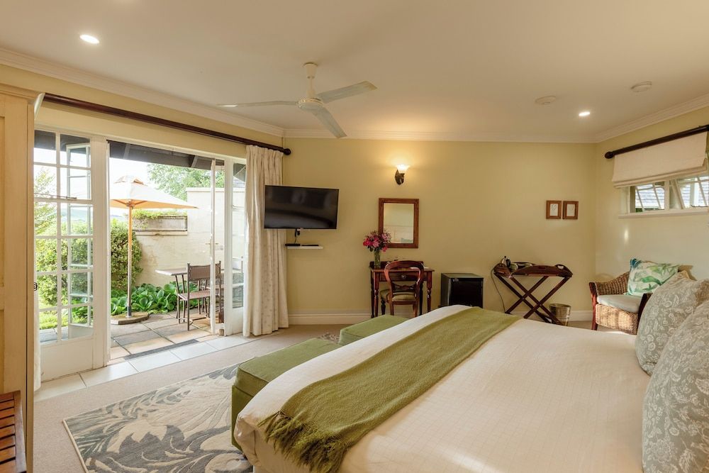 Moorcroft Manor Boutique Country Hotel Deluxe Double Room, 1 King Bed 73