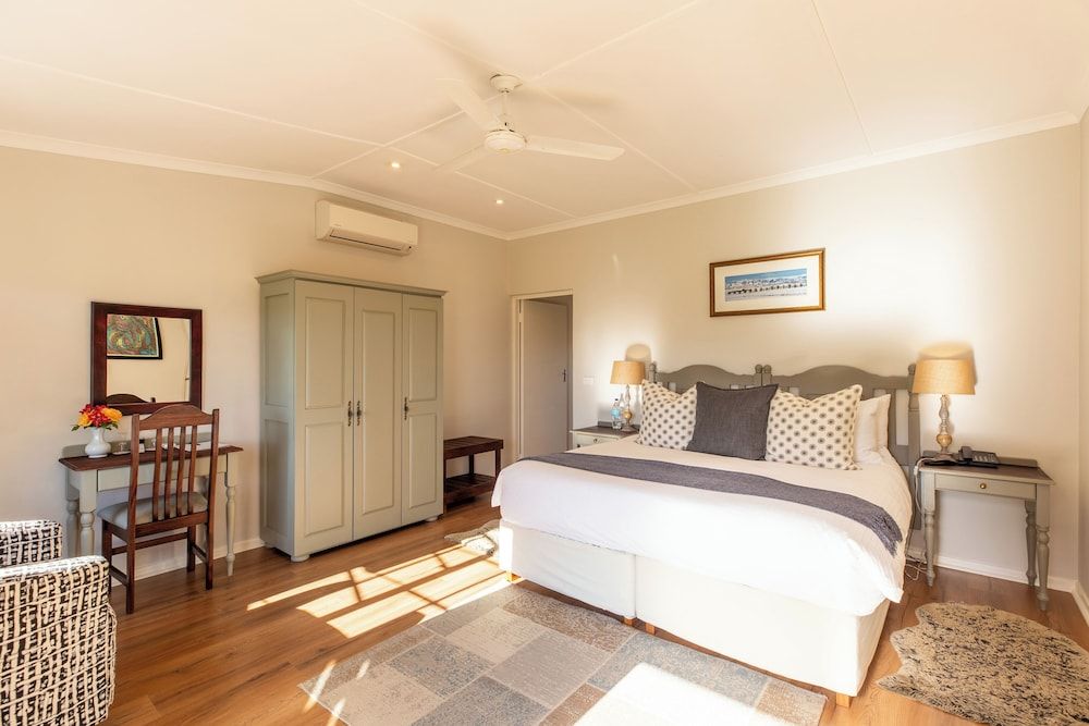 Moorcroft Manor Boutique Country Hotel Deluxe Double Room, 1 King Bed