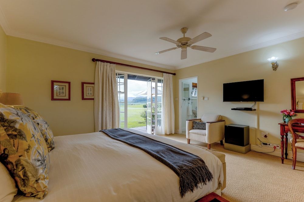 Moorcroft Manor Boutique Country Hotel Deluxe Double Room, 1 King Bed 103