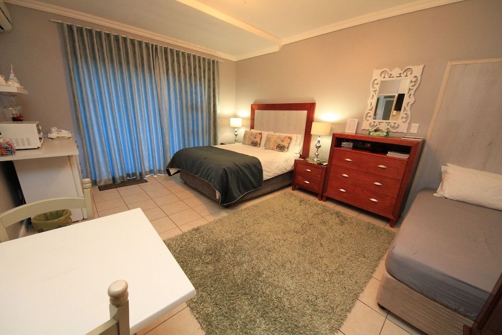 undefined Bay View Somerset West 3