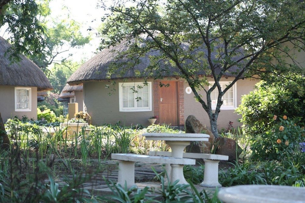 The Nest Drakensberg Hotel Family Double or Twin Room, 2 Bedrooms, Garden View 4