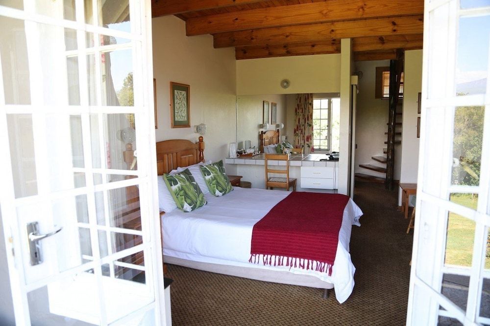 The Nest Drakensberg Hotel Family Duplex, 2 Bedrooms, Mountain View 2