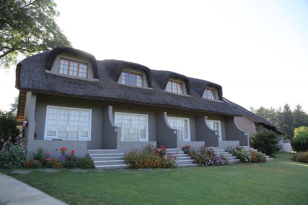 The Nest Drakensberg Hotel Family Duplex, 2 Bedrooms, Mountain View 7