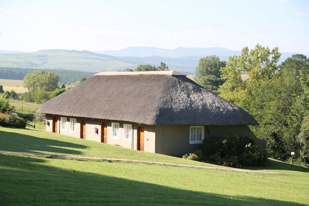 The Nest Drakensberg Hotel Basic Double or Twin Room, 1 Bedroom, Mountain View 2