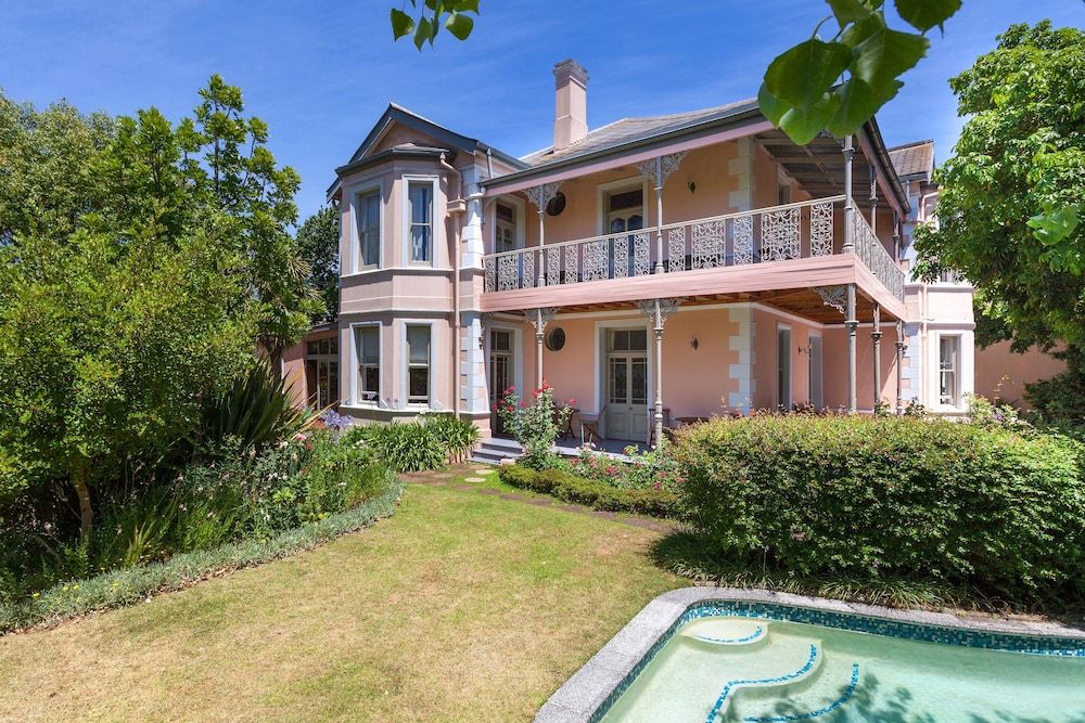 undefined Medindi Manor 8