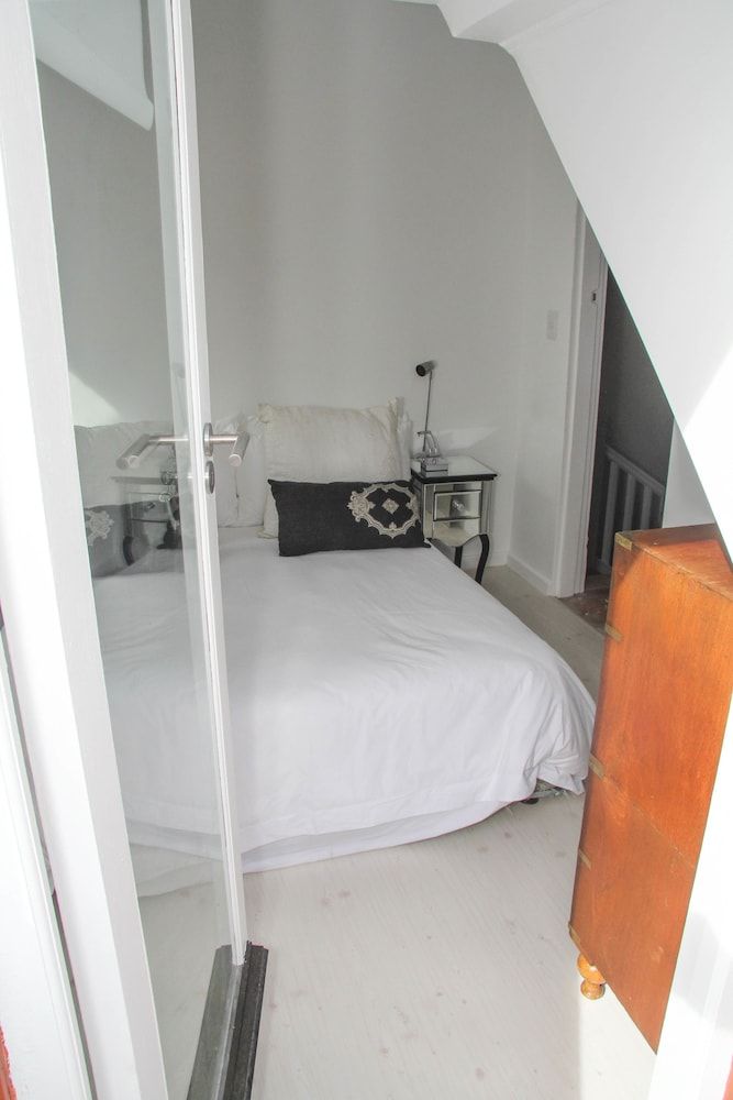 undefined Ashby Manor Guest House 9