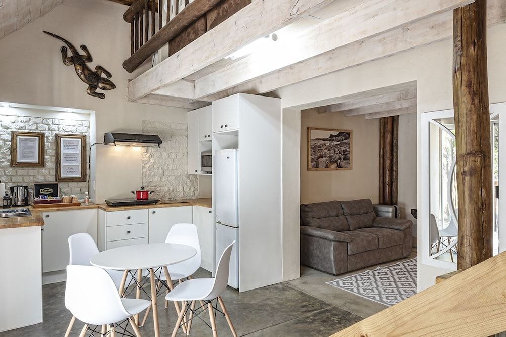 Glenda s Guest Suites Comfort Room, 1 Bedroom (Double Occupancy ) 4