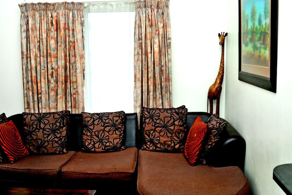 All Seasons Boutique Hotel Family Apartment, 2 Bedrooms 8