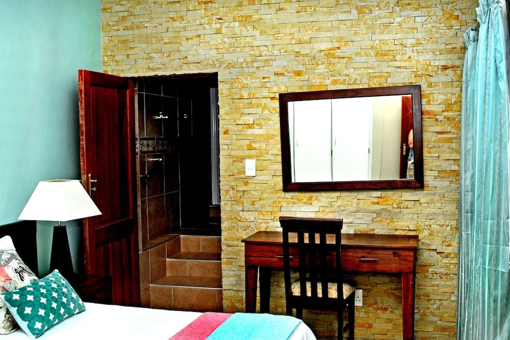 All Seasons Boutique Hotel Family Apartment, 2 Bedrooms 3