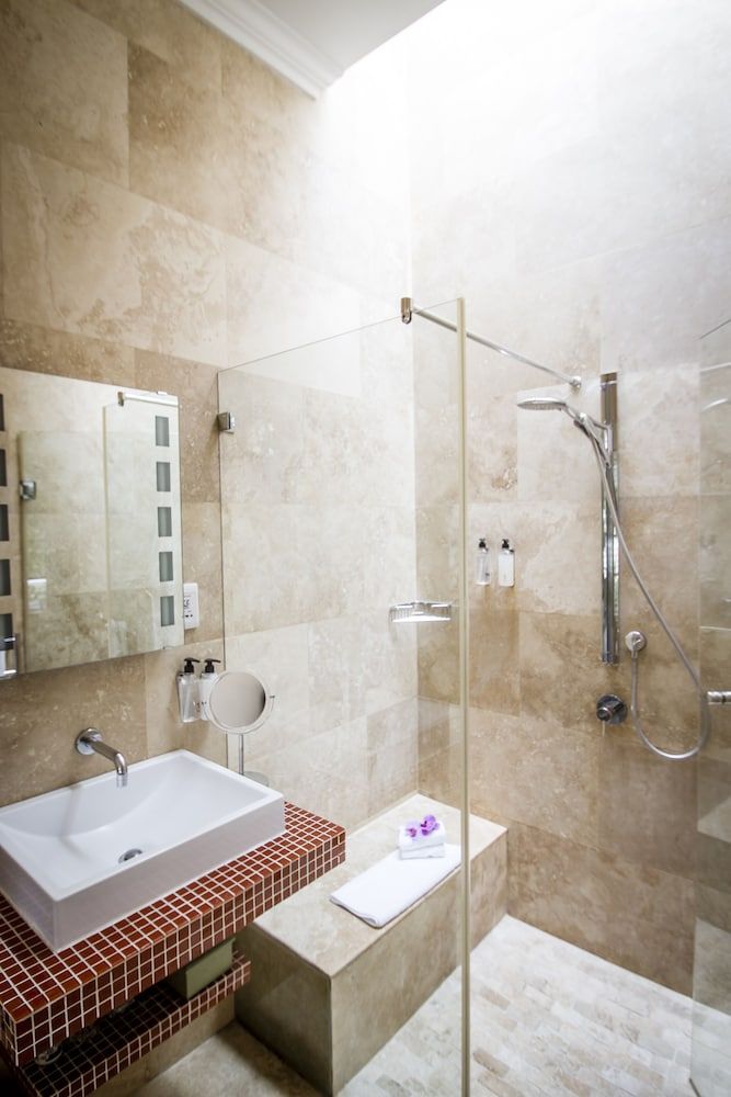 The Walden House Standard Double or Twin Room 13