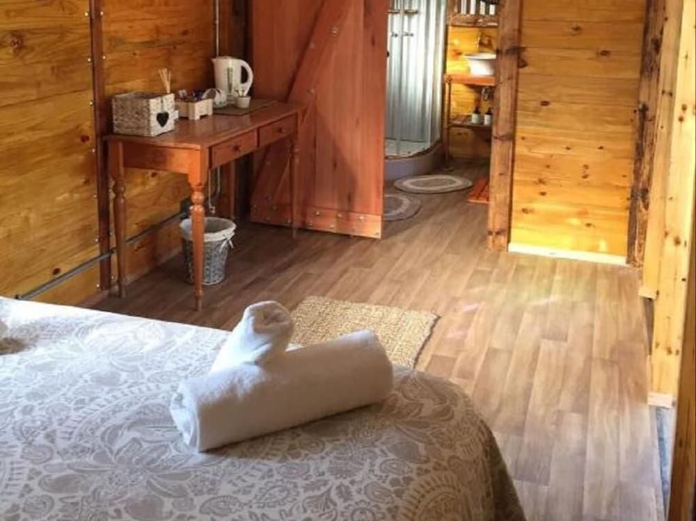 Sunbird Guest House Carriage 1