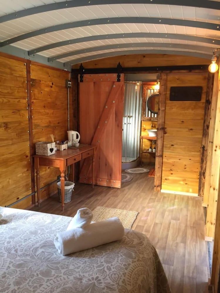 Sunbird Guest House Carriage 1 5